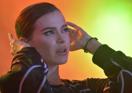 Экс-солистка Serebro Темникова сообщила о серьёзной операции