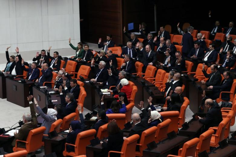 Парламент Турции одобрил заявку Швеции на вступление в НАТО