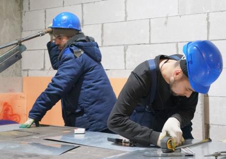 В Новый год — с новой работой