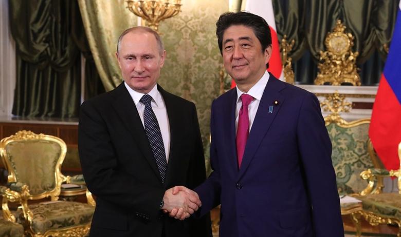 Владимир Путин и Синдзо Абэ
