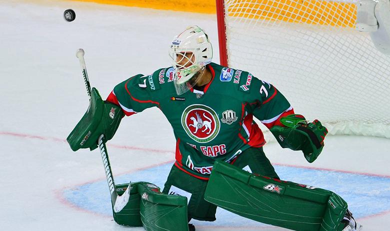 Голкипер Эмиль Гарипов