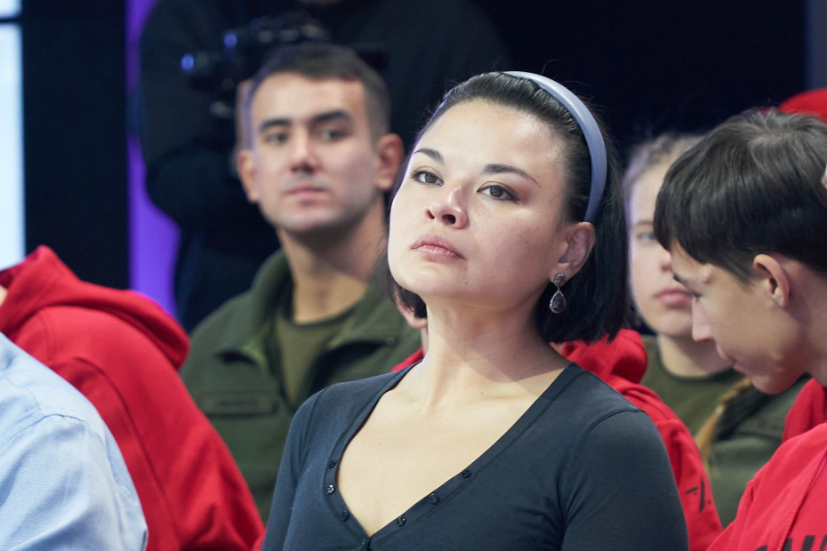 Россия. Москва. Директор Центра экстренной психологической помощи МЧС России Юлия Шойгу во время первой Всероссийской просветительской акции «Военно-патриотический диктант»