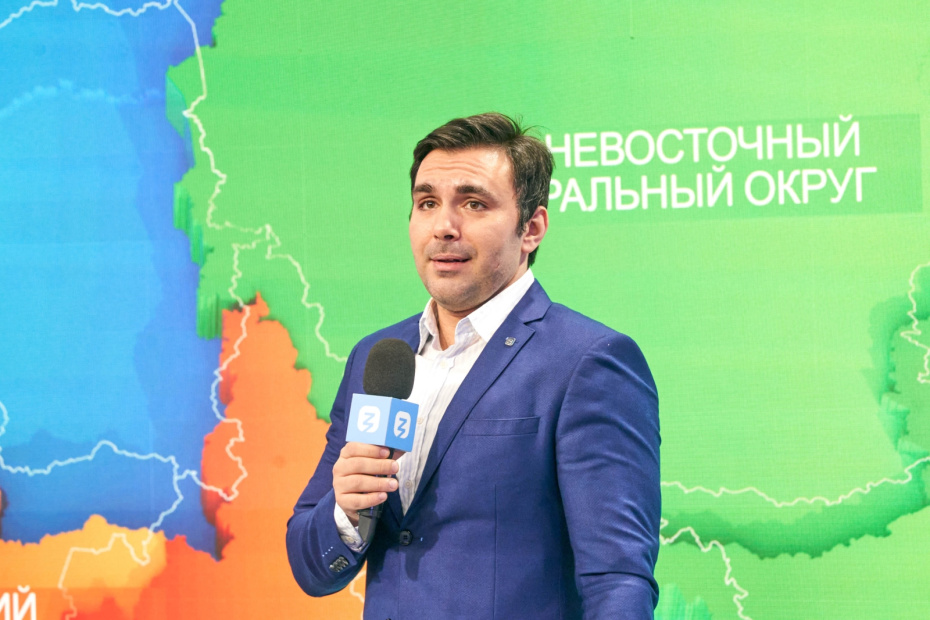 Россия. Москва. Первый заместитель генерального директора Российского общества «Знание» Дмитрий Рыбальченко во время первой Всероссийской просветительской акции «Военно-патриотический диктант»