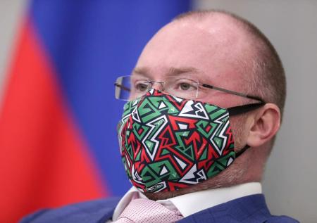 Сын Жириновского объявил об уходе из Госдумы и политики