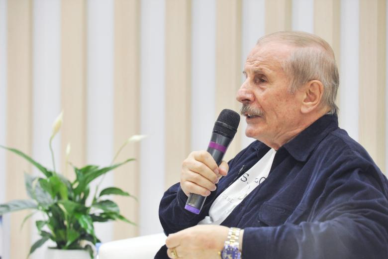 Михаил Веллер