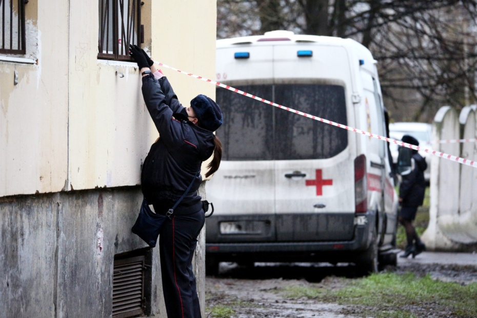 Четыре остывших трупа в квартире: студентов нашли в окружении «порошочков»