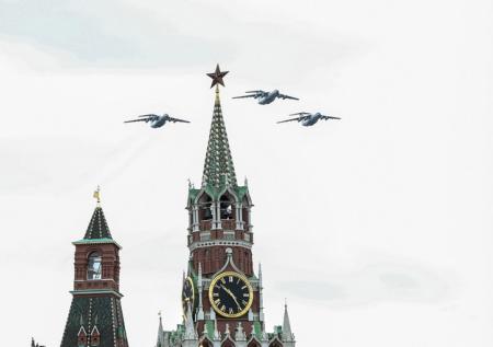 Репетиция самой зрелищной части парада Победы прошла над Москвой