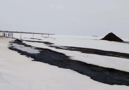 Спецкомиссия оценит ущерб от утечки из нефтепровода в Саратовской области