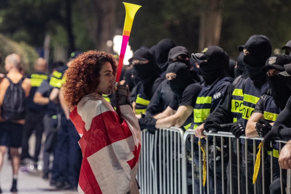 Протесты в Тбилиси против закона об иноагентах