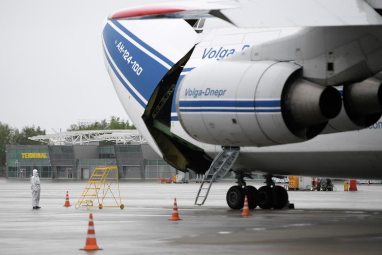 Самолет Ан-124-100 «Руслан" компании "Волга-Днепр»