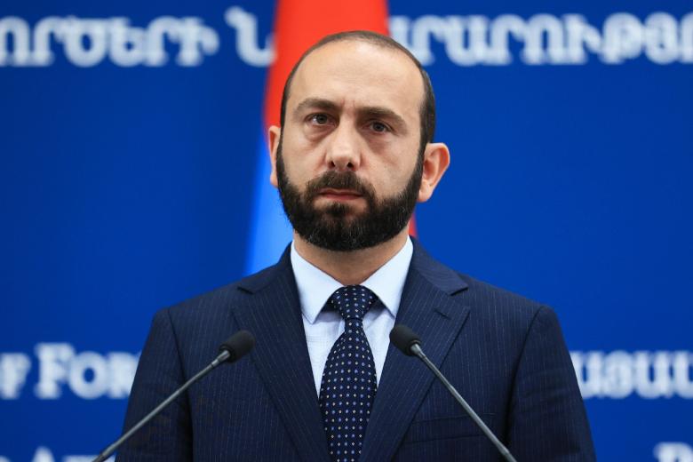  Арарат Мирзоян