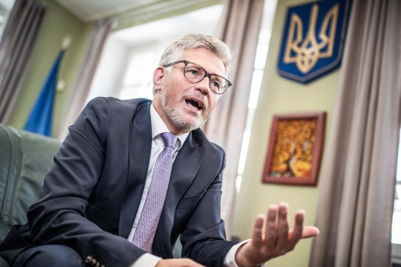 Андрей Мельник