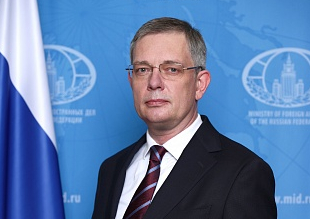 Денис Алипов