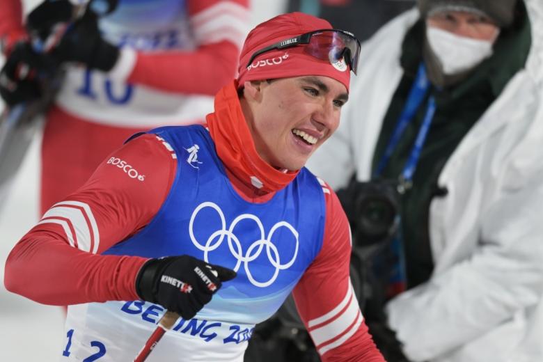 Российский спортсмен, член сборной России (команда ОКР) Александр Терентьев после финиша в финале спринта 1,5 км свободным стилем среди мужчин соревнований по лыжным гонкам на XXIV зимних Олимпийских играх в Пекине