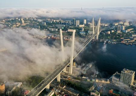 Японцы высмеяли премьер-министра за отказ ехать на ВЭФ во Владивосток