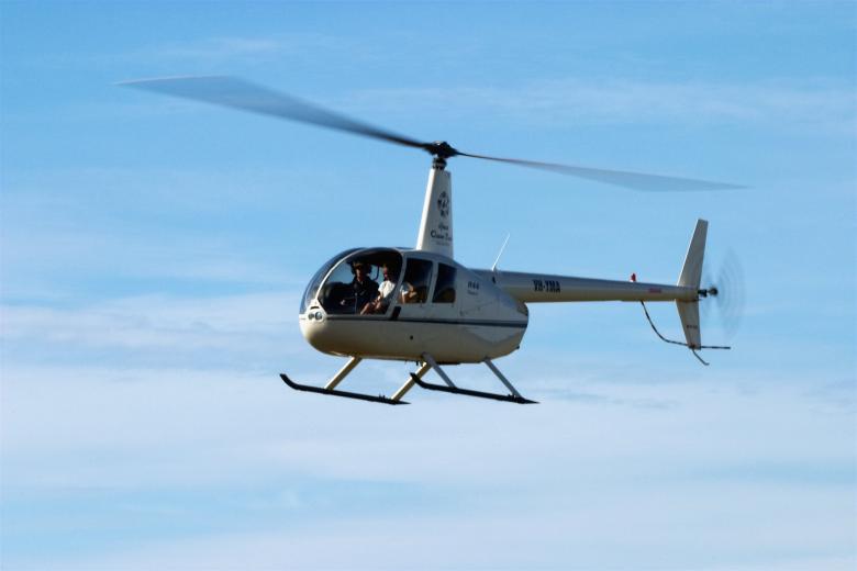 Robinson R-66