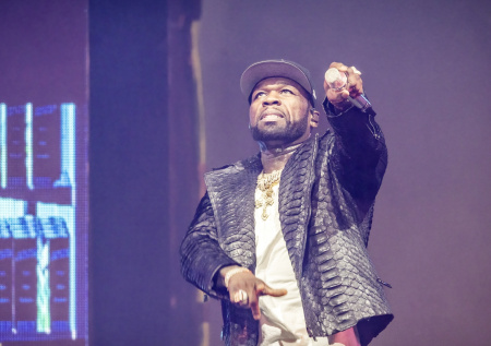 Трюк российского каскадера с самолетом покорил рэпера 50 Cent