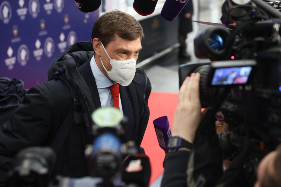 Тренер мужской команды ОКР по хоккею, завоевавшей серебряные медали, Алексей Кудашов