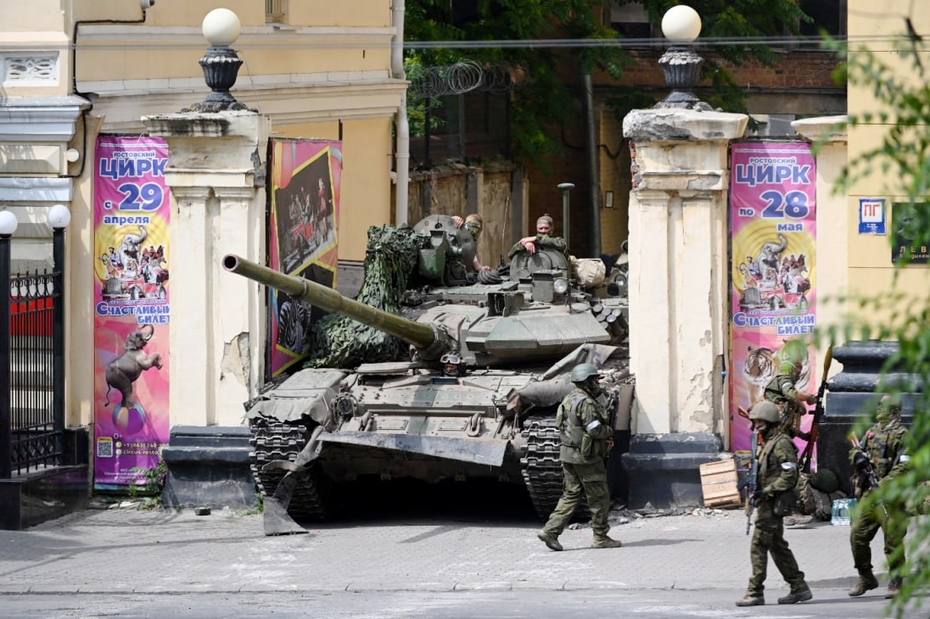  Бронетехника ЧВК в Ростове-на-Дону