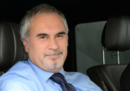 Меладзе высмеяли за клип со связанной на конюшне любовницей