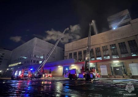 Пожару на Микояновском мясокомбинате присвоили второй уровень сложности
