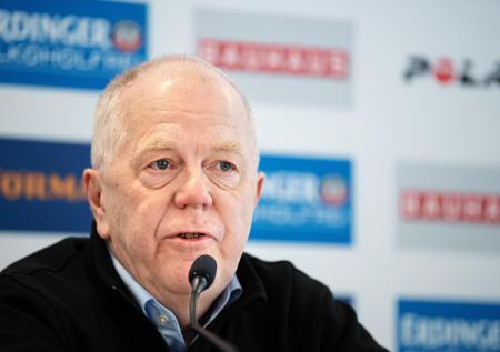 Глава мирового биатлона прокомментировал долг СБР по вопросам допинга