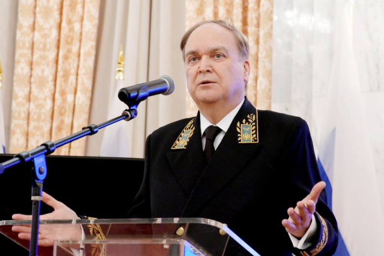 Анатолий Антонов