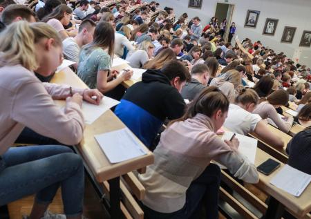 Правозащитники намерены оспорить состав Высшей аттестационной комиссии
