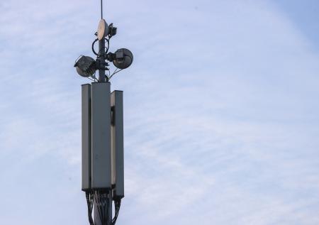 Ученый развеял миф о вреде вышек 5G