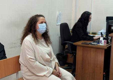 Сотрудницу службы опеки оштрафовали после убийства ребенка приемной матерью