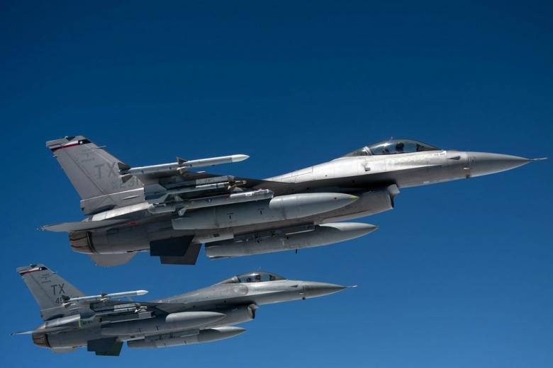 F-16