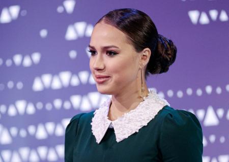 Российская фигуристка ответила хейтерам «скромным» нарядом