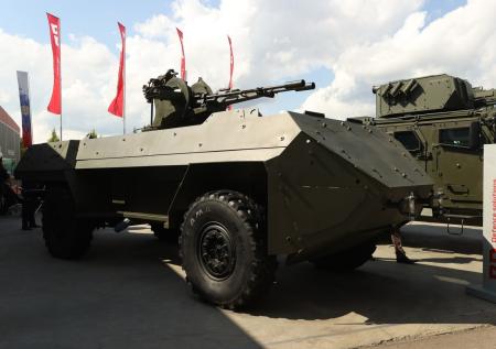Военный эксперт рассказал, попадут ли на СВО новые беспилотные авто из РФ