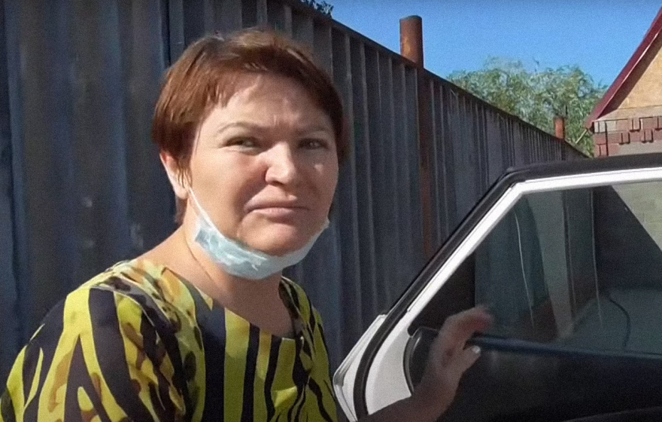 Накормила пельменями и воткнула в ухо заточку: как чиновница убила сына