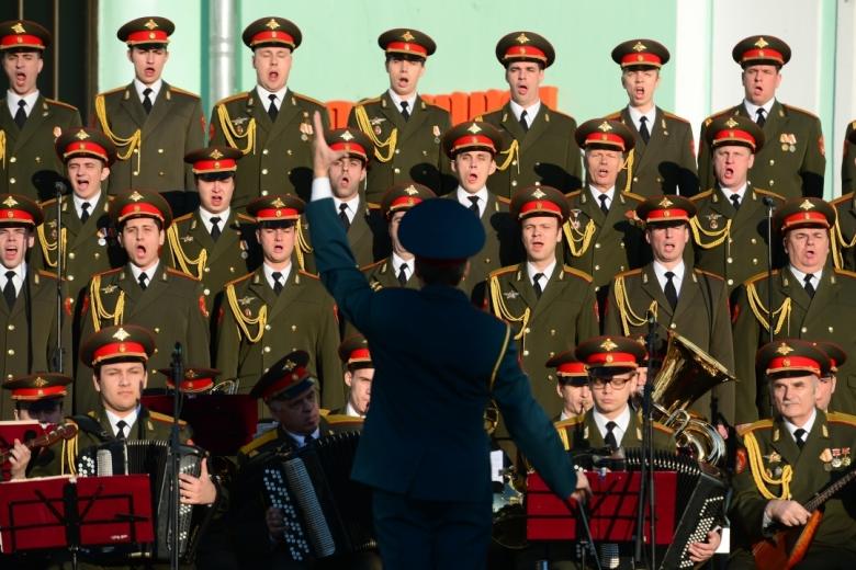 Выступление военного оркестра Министерства обороны РФ