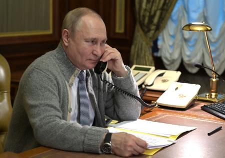 Путин обсудил ситуацию в Сирии с президентом Ирана