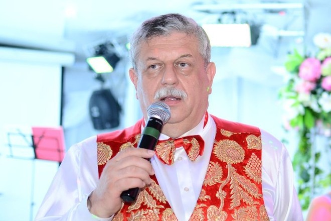 Михаил Борисов
