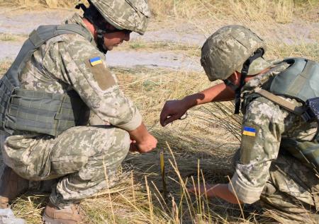 Солдат нацбата «Айдар» подорвался при установке фугаса под Артемовском