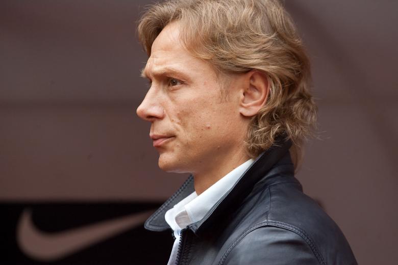 Валерий Карпин
