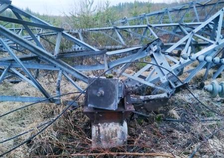 В Ленинградской области взорвали опору ЛЭП