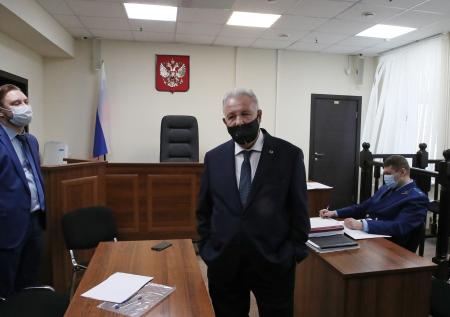 Суд признал виновным экс-губернатора Хабаровского края Ишаева 