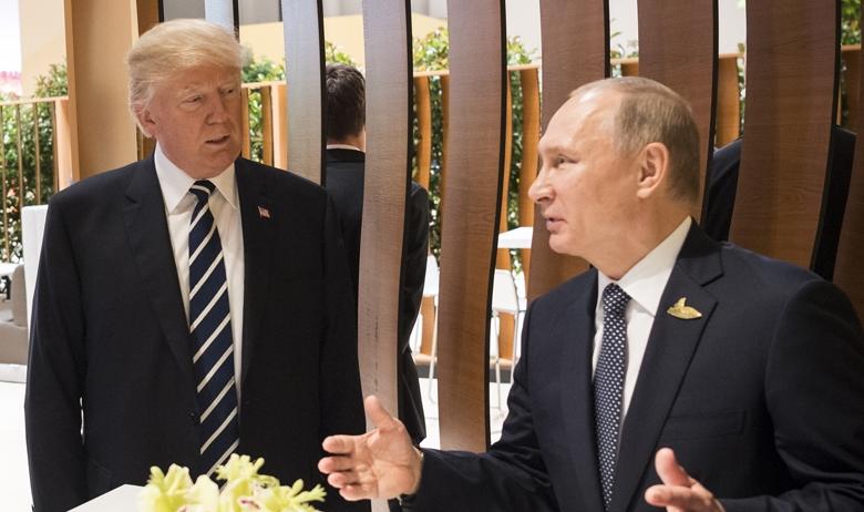 Президент РФ Владимир Путин и президент США Дональд Трамп