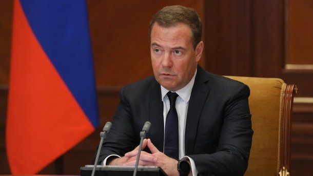 Дмитрий Медведев 
