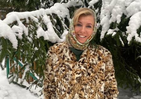 Светлана Бондарчук устроила фотосессию в русском народном стиле