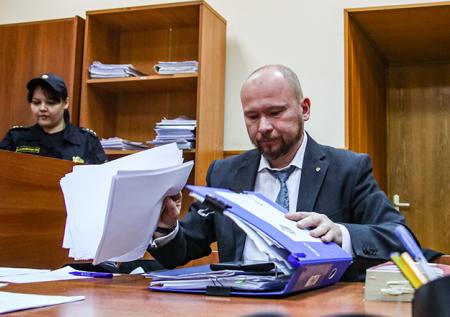 Адвокат многоженца Сухова заявил о его исчезновении
