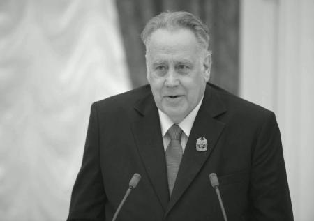 Скончался детский писатель Владислав Крапивин