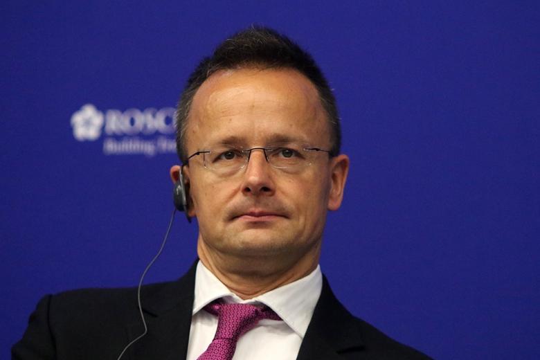 Петер Сийярто