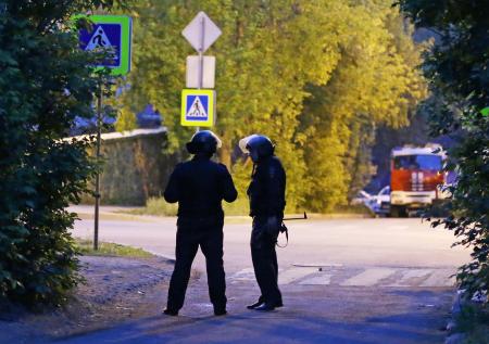 Стрелок в Екатеринбурге попытался взять заложника