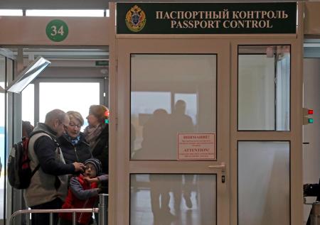 МВД с начала года запретило въезд в Россию более 160 тысячам иностранцев
