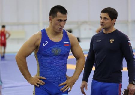 Роман Власов стал трёхкратным чемпионом мира по греко-римской борьбе